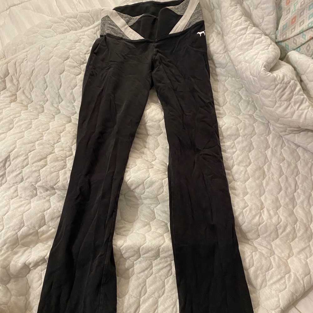 Yoga pants Victoria’s Secret